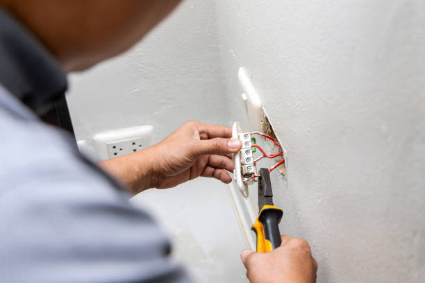 Best Affordable Emergency Electrician  in Olney, IL
